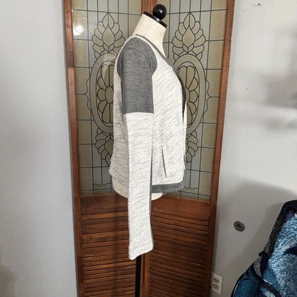 Cabi Shrunken Knit Moto Blazer Heather Grey Jacket 211 Size XL NWT - Picture 3 of 16